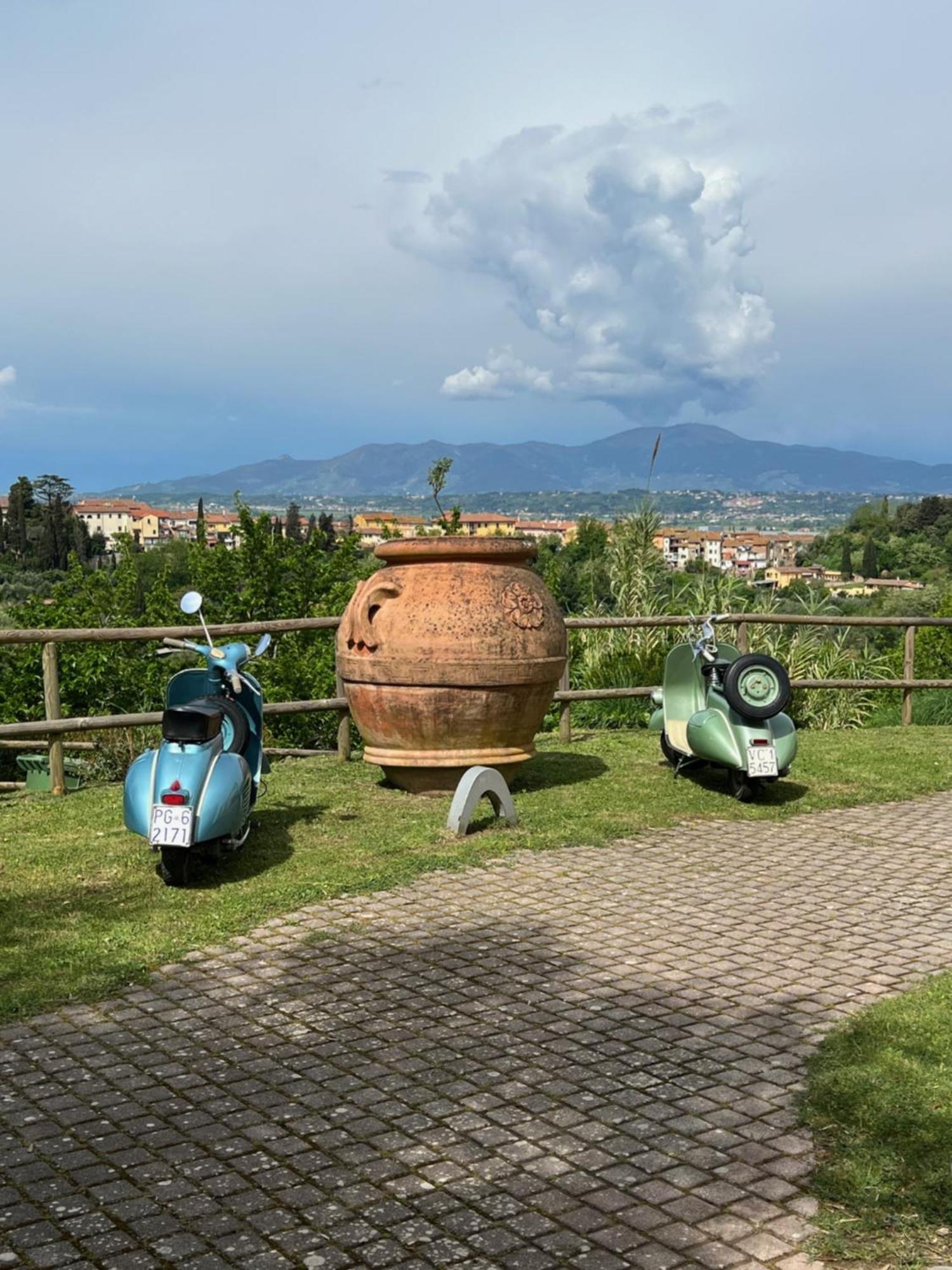 Residence Montevecchio Montopoli in Val dʼArno Exterior foto